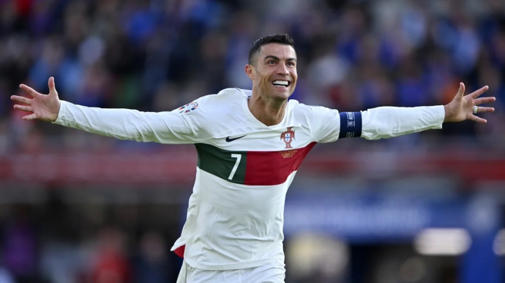 مبابي وكين ورونالدو يحملون آمال منتخباتهم في (يورو 2024)