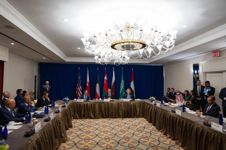 %d9%88%d8%b2%d9%8a%d8%b1 %d8%a7%d9%84%d8%ae%d8%a7%d8%b1%d8%ac%d9%8a%d8%a9 %d9%8a%d8%b4%d8%a7%d8%b1%d9%83 %d9%81%d9%8a %d8%a7%d9%84%d8%a7%d8%ac%d8%aa%d9%85%d8%a7%d8%b9 %d8%a7%d9%84%d9%85%d8%b4%d8%aa