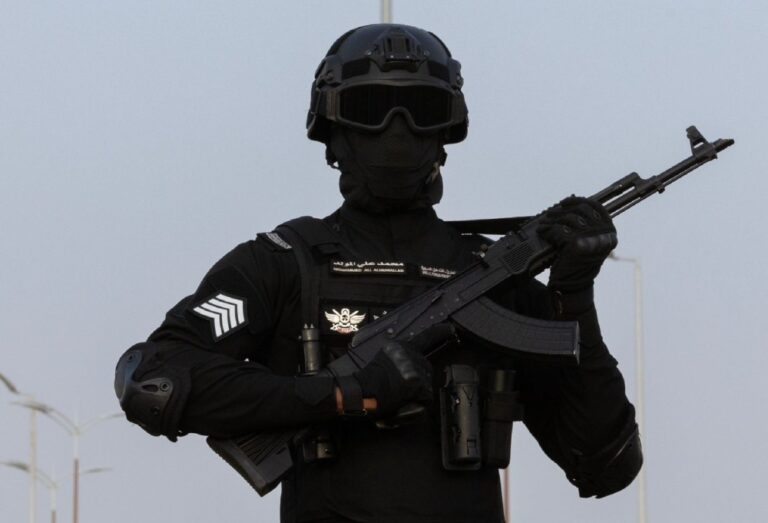 %d9%85%d9%83%d8%a9 %d8%a7%d9%84%d9%85%d9%83%d8%b1%d9%85%d8%a9 %d8%a3%d9%85%d9%86 %d8%a7%d9%84%d8%b7%d8%b1%d9%82 %d9%8a%d9%82%d8%a8%d8%b6 %d8%b9%d9%84%d9%89 %d8%b4%d8%ae%d8%b5 %d9%84%d8%aa%d8%b1