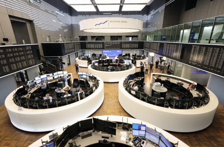 %d8%a3%d8%b3%d9%87%d9%85 %d8%a3%d9%88%d8%b1%d9%88%d8%a8%d8%a7 %d8%aa%d8%aa%d8%b1%d8%a7%d8%ac%d8%b9 %d8%a8%d8%a7%d9%86%d8%ad%d8%b3%d8%a7%d8%b1 %d9%85%d9%88%d8%ac%d8%a9 %d8%b5%d8%b9%d9%88%d8%af %d8%a3