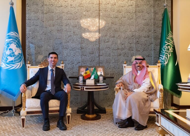 %d9%88%d8%b2%d9%8a%d8%b1 %d8%a7%d9%84%d8%ae%d8%a7%d8%b1%d8%ac%d9%8a%d8%a9 %d9%8a%d8%a8%d8%ad%d8%ab %d8%aa%d8%b9%d8%b2%d9%8a%d8%b2 %d8%a7%d9%84%d8%b9%d9%84%d8%a7%d9%82%d8%a7%d8%aa %d8%a7%d9%84%d8%ab