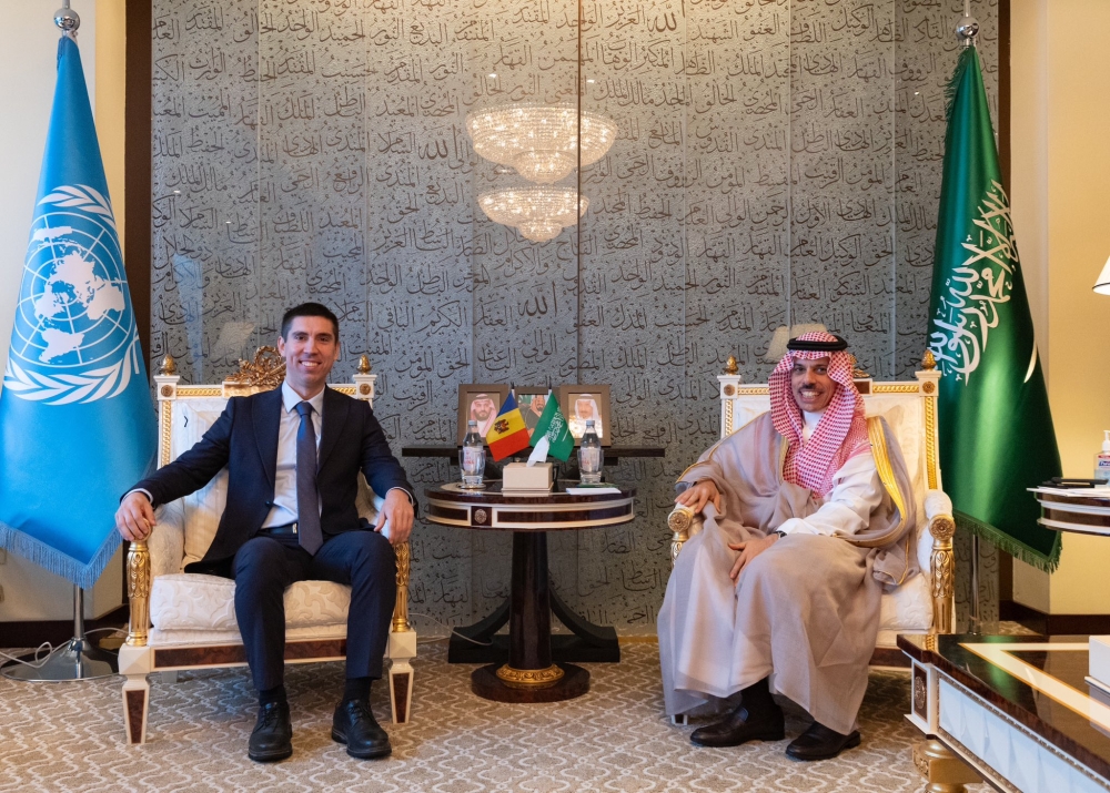 %d9%88%d8%b2%d9%8a%d8%b1 %d8%a7%d9%84%d8%ae%d8%a7%d8%b1%d8%ac%d9%8a%d8%a9 %d9%8a%d8%a8%d8%ad%d8%ab %d8%aa%d8%b9%d8%b2%d9%8a%d8%b2 %d8%a7%d9%84%d8%b9%d9%84%d8%a7%d9%82%d8%a7%d8%aa %d8%a7%d9%84%d8%ab