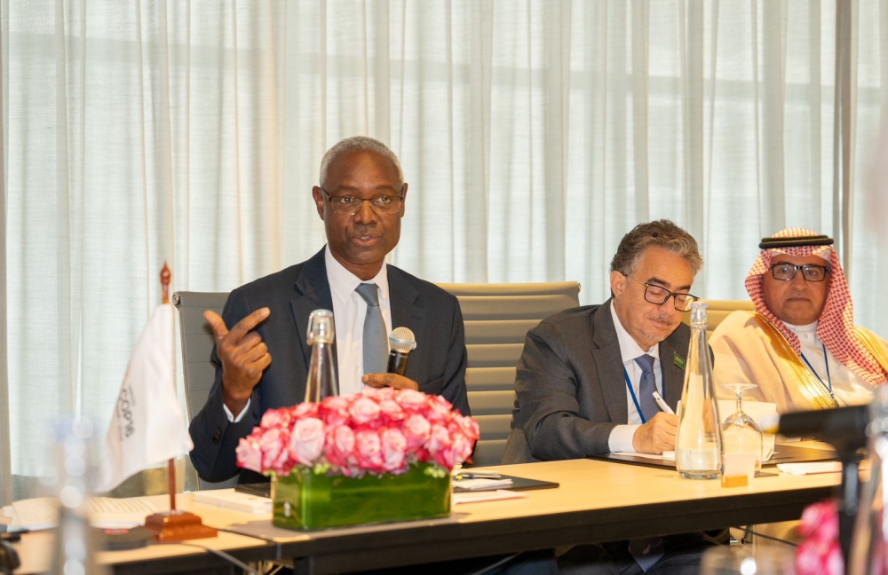 %d9%88%d8%b2%d9%8a%d8%b1 %d8%a7%d9%84%d8%a8%d9%8a%d8%a6%d8%a9 %d9%8a%d8%a8%d8%ad%d8%ab %d8%aa%d8%b1%d8%aa%d9%8a%d8%a8%d8%a7%d8%aa %d8%a7%d9%86%d8%b9%d9%82%d8%a7%d8%af %d9%85%d8%a4%d8%aa%d9%85%d8%b1