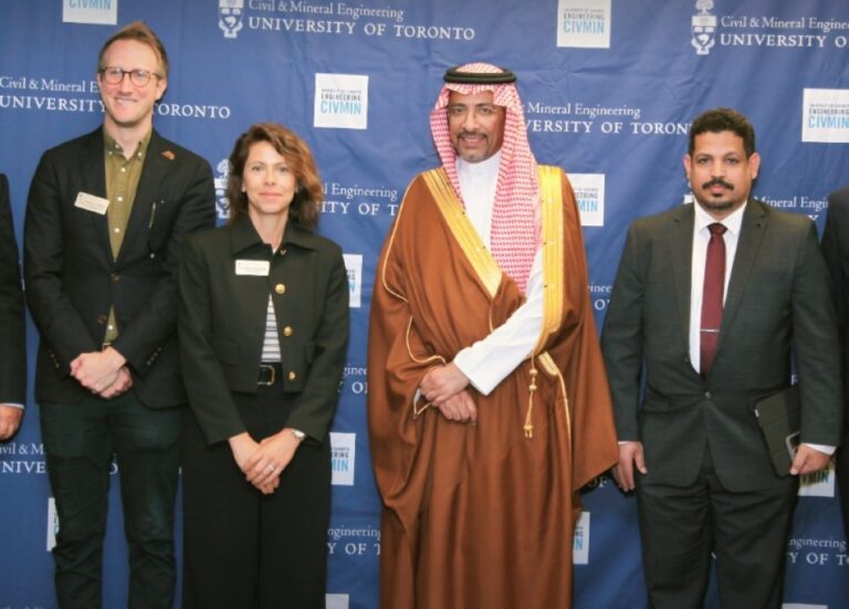 %d9%88%d8%b2%d9%8a%d8%b1 %d8%a7%d9%84%d8%b5%d9%86%d8%a7%d8%b9%d8%a9 %d9%8a%d8%a8%d8%ad%d8%ab %d9%85%d8%b9 %d8%ac%d8%a7%d9%85%d8%b9%d8%a9 %d8%aa%d9%88%d8%b1%d9%88%d9%86%d8%aa%d9%88 %d8%a7%d9%84