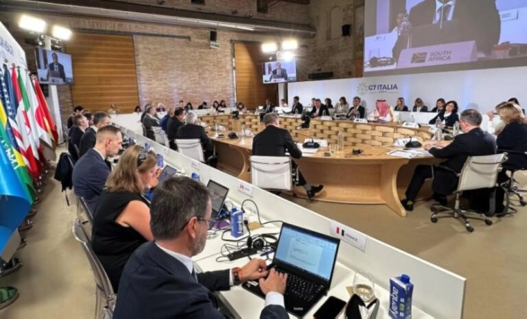 %d8%a7%d9%84%d8%b5%d8%ad%d8%a9 %d8%aa%d8%b4%d8%af%d8%af %d8%b9%d9%84%d9%89 %d9%85%d8%b9%d8%a7%d9%84%d8%ac%d8%a9 %d9%82%d8%b6%d9%8a%d8%a9 %d9%85%d9%82%d8%a7%d9%88%d9%85%d8%a9 %d9%85%d8%b6%d8%a7