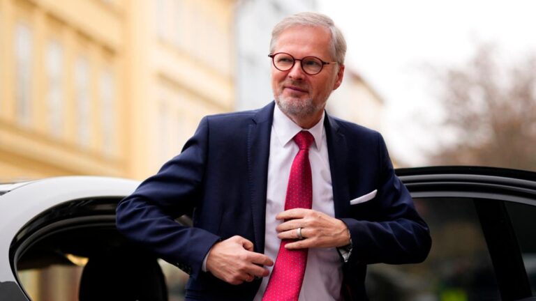 %d8%b1%d8%a6%d9%8a%d8%b3 %d9%88%d8%b2%d8%b1%d8%a7%d8%a1 %d9%8a%d9%81%d8%aa%d8%ad %d8%ad%d8%b3%d8%a7%d8%a8%d8%a7%d9%8b %d8%b9%d9%84%d9%89 %d8%aa%d9%8a%d9%83 %d8%aa%d9%88%d9%83 %d9%88%d9%87%d8%b0