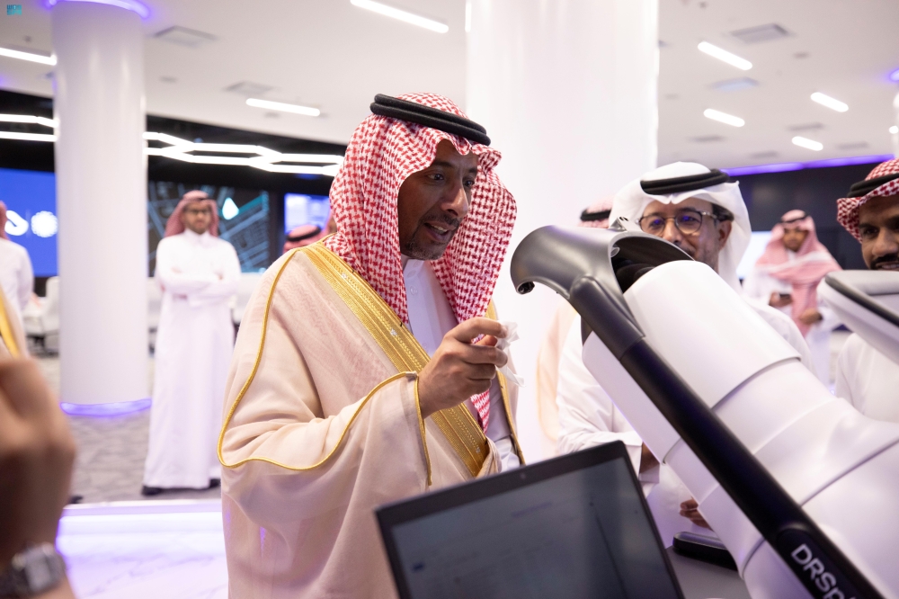 %d9%88%d8%b2%d9%8a%d8%b1 %d8%a7%d9%84%d8%b5%d9%86%d8%a7%d8%b9%d8%a9 %d9%8a%d8%a8%d8%af%d8%a3 %d8%b2%d9%8a%d8%a7%d8%b1%d8%a9 %d8%a5%d9%84%d9%89 %d8%a5%d8%b3%d8%a8%d8%a7%d9%86%d9%8a%d8%a7 %d9%84%d8%aa