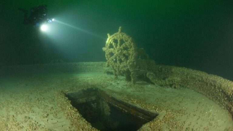 %d9%83%d9%86%d8%b2 %d8%aa%d8%ad%d8%aa %d8%a7%d9%84%d9%85%d8%a7%d8%a1 %d8%aa%d9%82%d8%af%d8%b1 %d9%82%d9%8a%d9%85%d8%aa%d9%87 %d8%a8%d9%8018 %d9%85%d9%84%d9%8a%d8%a7%d8%b1 %d8%af%d9%88%d9%84%d8%a7