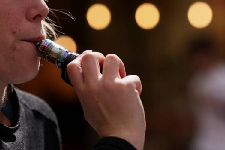 %d8%a7%d9%84%d9%85%d9%85%d9%84%d9%83%d8%a9 %d8%a7%d9%84%d9%85%d8%aa%d8%ad%d8%af%d8%a9 %d8%aa%d8%b9%d8%aa%d8%b2%d9%85 %d8%ad%d8%b8%d8%b1 %d8%a7%d9%84%d8%b3%d8%ac%d8%a7%d8%a6%d8%b1 %d8%a7%d9%84%d8%a5