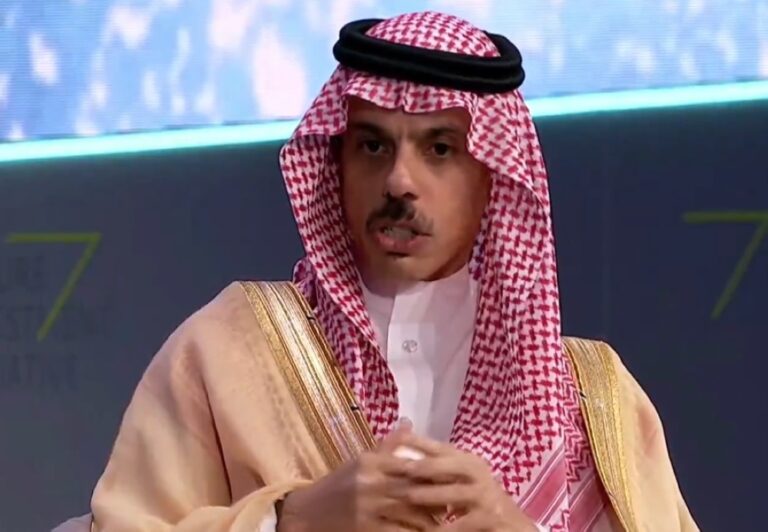 %d9%88%d8%b2%d9%8a%d8%b1 %d8%a7%d9%84%d8%ae%d8%a7%d8%b1%d8%ac%d9%8a%d8%a9 %d9%8a%d8%a4%d9%83%d8%af %d9%85%d9%88%d9%82%d9%81 %d8%a7%d9%84%d9%85%d9%85%d9%84%d9%83%d8%a9 %d9%85%d9%86 %d8%a7%d9%84%d8%a8