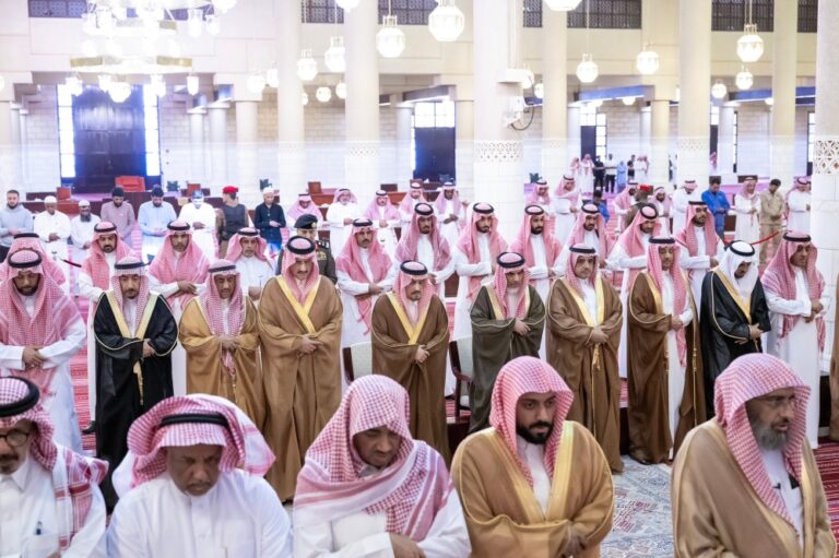 %d8%a3%d9%85%d9%8a%d8%b1 %d8%a7%d9%84%d8%b1%d9%8a%d8%a7%d8%b6 %d9%8a%d8%a4%d8%af%d9%8a %d8%b5%d9%84%d8%a7%d8%a9 %d8%a7%d9%84%d9%85%d9%8a%d8%aa %d8%b9%d9%84%d9%89 %d8%a7%d9%84%d8%a3%d9%85%d9%8a%d8%b1