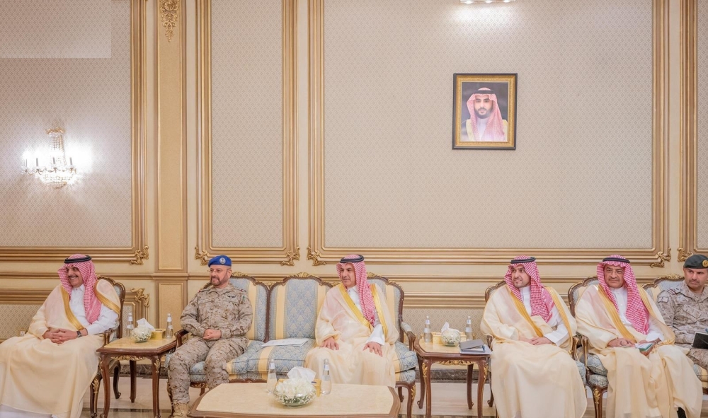 %d9%88%d8%b2%d9%8a%d8%b1 %d8%a7%d9%84%d8%af%d9%81%d8%a7%d8%b9 %d9%8a%d8%b3%d8%aa%d8%b9%d8%b1%d8%b6 %d8%a2%d9%81%d8%a7%d9%82 %d8%a7%d9%84%d8%aa%d8%b9%d8%a7%d9%88%d9%86 %d8%a7%d9%84%d8%ab%d9%86%d8%a7