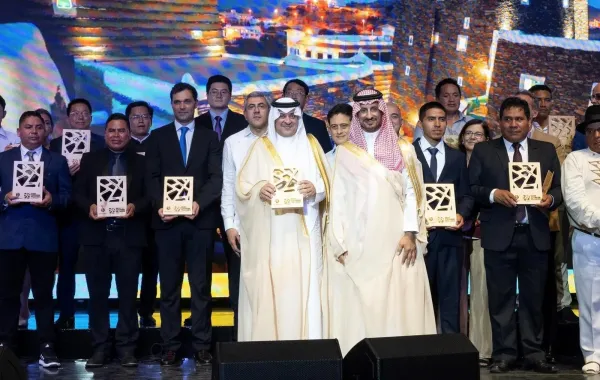 %d9%82%d9%84%d8%a7%d8%b9 %d8%a3%d8%a8%d9%88 %d9%86%d9%82%d8%b7%d8%a9 %d9%81%d9%8a %d8%a8%d9%84%d8%af%d8%a9 %d8%b7%d8%a8%d8%a8 %d8%a7%d9%84%d8%aa%d8%a7%d8%b1%d9%8a%d8%ae%d9%8a%d8%a9 %d8%a8%d8%b9%d8%b3