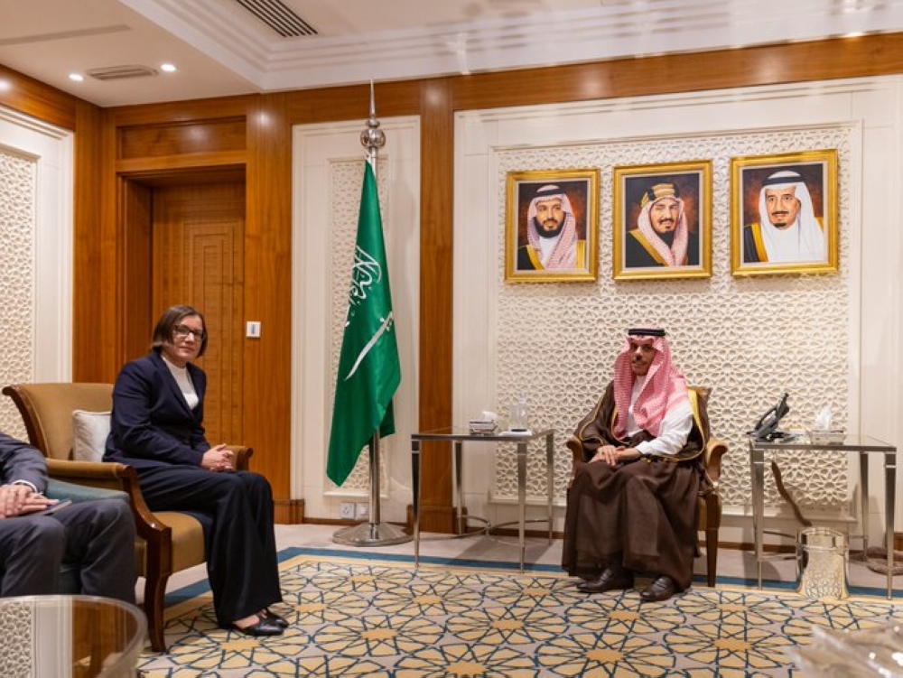 %d9%88%d8%b2%d9%8a%d8%b1 %d8%a7%d9%84%d8%ae%d8%a7%d8%b1%d8%ac%d9%8a%d8%a9 %d9%8a%d8%b3%d8%aa%d8%b9%d8%b1%d8%b6 %d8%a7%d9%84%d8%aa%d8%b9%d8%a7%d9%88%d9%86 %d9%81%d9%8a %d8%a7%d9%84%d9%85%d8%ac%d8%a7