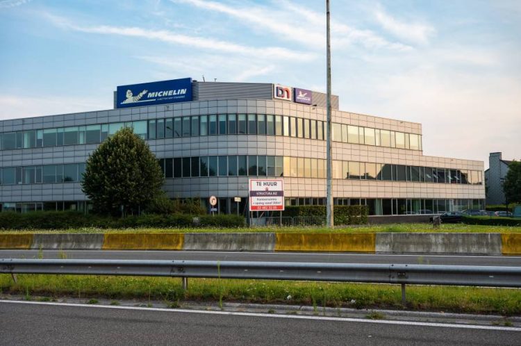 %d8%a7%d9%86%d9%87%d9%8a%d8%a7%d8%b1 %d9%85%d8%a8%d9%8a%d8%b9%d8%a7%d8%aa %d9%85%d9%8a%d8%b4%d9%84%d8%a7%d9%86 %d9%8a%d8%af%d9%81%d8%b9%d9%87%d8%a7 %d9%84%d9%82%d8%b1%d8%a7%d8%b1 %d9%81