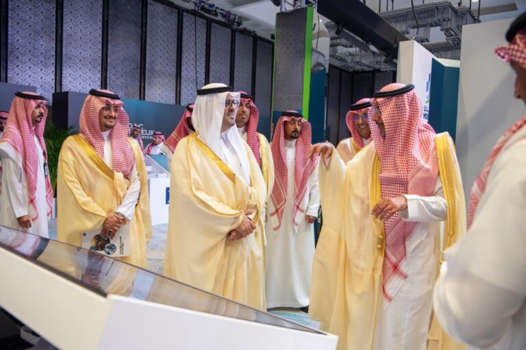 %d8%b9%d9%84%d9%89 %d9%85%d8%b3%d8%a7%d8%ad%d8%a9 %d8%aa%d8%aa%d8%ae%d8%b7%d9%89 11 %d9%85%d9%84%d9%8a%d9%88%d9%86 %d9%85%c2%b2 %d8%aa%d8%af%d8%b4%d9%8a%d9%86 %d8%a3%d9%83%d8%a8%d8%b1 %d8%aa%d8%ac