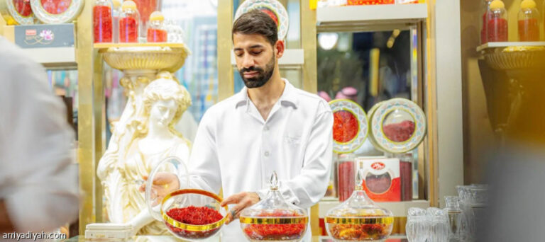 %d8%a7%d9%84%d8%b2%d8%b9%d9%81%d8%b1%d8%a7%d9%86 %d9%8a%d8%ac%d8%b0%d8%a8 %d8%a7%d9%84%d8%b2%d9%88%d8%a7%d8%b1 %d9%81%d9%8a %d8%a8%d9%88%d9%84%d9%8a%d9%81%d8%a7%d8%b1%d8%af %d9%88%d9%88%d8%b1