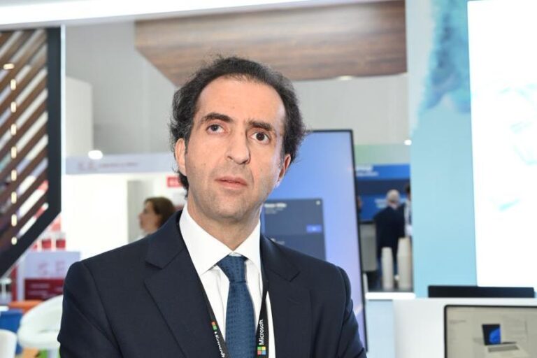 %d9%85%d8%a7%d9%8a%d9%83%d8%b1%d9%88%d8%b3%d9%88%d9%81%d8%aa %d8%aa%d9%83%d8%b4%d9%81 %d8%b9%d9%86 %d8%a3%d8%ad%d8%af%d8%ab %d8%a7%d8%a8%d8%aa%d9%83%d8%a7%d8%b1%d8%a7%d8%aa %d8%a7%d9%84%d8%a3%d9%85