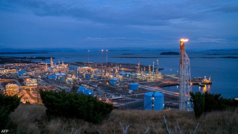 %d8%aa%d9%88%d9%82%d9%81 %d8%a7%d9%84%d8%a5%d9%86%d8%aa%d8%a7%d8%ac %d8%a8%d8%ad%d9%82%d9%84 %d9%86%d9%81%d8%b7 %d8%b6%d8%ae%d9%85 %d9%81%d9%8a %d8%a7%d9%84%d9%86%d8%b1%d9%88%d9%8a%d8%ac %d9%84%d8%a7