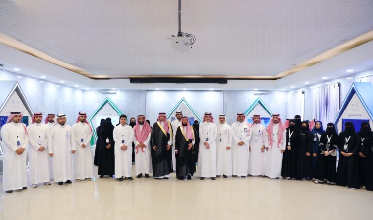 %d9%85%d8%b3%d8%a7%d8%b9%d8%af %d9%88%d8%b2%d9%8a%d8%b1 %d8%a7%d9%84%d8%aa%d8%b9%d9%84%d9%8a%d9%85 %d9%8a%d8%af%d8%b4%d9%86 %d9%85%d8%b9%d8%b1%d8%b6 %d8%a7%d9%84%d8%aa%d9%88%d8%b9%d9%8a%d8%a9 %d8%a8