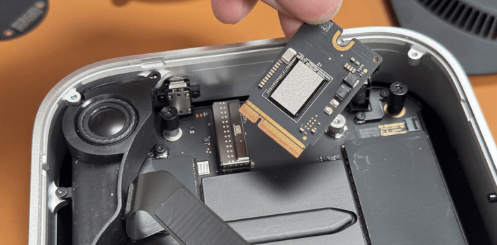 %d8%ac%d9%87%d8%a7%d8%b2 Apple Mac Mini %d9%84%d9%84%d8%b9%d8%a7%d9%85 2024 %d9%8a%d8%a3%d8%aa%d9%8a %d8%a8%d8%b0%d8%a7%d9%83%d8%b1%d8%a9 Ssd %d9%82%d8%a7%d8%a8%d9%84%d8%a9 %d9%84%d9%84%d9%81%d8%b5