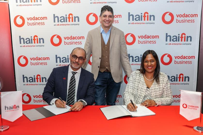 %d9%87%d8%a7%d9%8a%d9%81%d9%86 %d8%a7%d9%84%d8%aa%d8%a7%d8%a8%d8%b9%d8%a9 %d9%84%d9%80 %d8%a5%d9%8a %d8%a3%d9%86%d8%af %d8%a7%d9%84%d9%85%d8%a4%d8%b3%d8%b3%d8%a7%d8%aa %d9%88