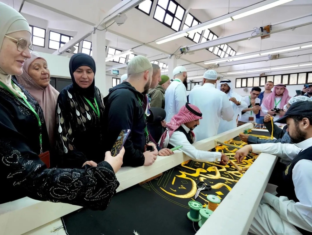 %d8%b6%d9%8a%d9%88%d9%81 %d8%a8%d8%b1%d9%86%d8%a7%d9%85%d8%ac %d8%ae%d8%a7%d8%af%d9%85 %d8%a7%d9%84%d8%ad%d8%b1%d9%85%d9%8a%d9%86 %d9%8a%d8%b2%d9%88%d8%b1%d9%88%d9%86 %d9%85%d8%b5%d9%86%d8%b9 %d9%83