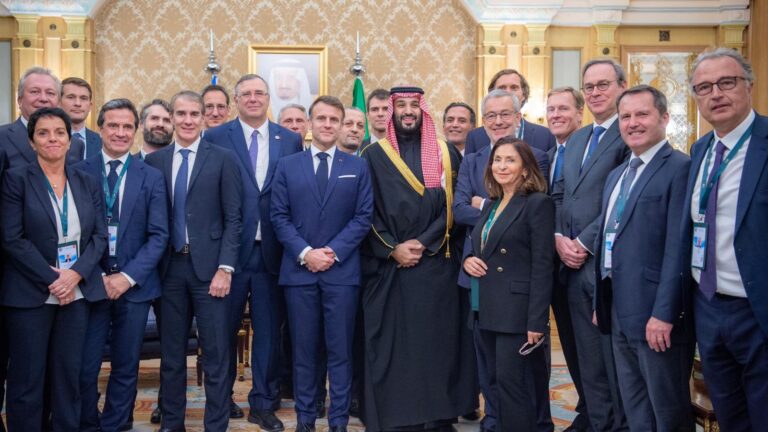 %d9%88%d9%84%d9%8a %d8%a7%d9%84%d8%b9%d9%87%d8%af %d9%8a%d9%84%d8%aa%d9%82%d9%8a %d8%a7%d9%84%d8%b1%d8%a6%d9%8a%d8%b3 %d8%a7%d9%84%d9%81%d8%b1%d9%86%d8%b3%d9%8a %d9%88%d9%85%d8%ac%d9%85%d9%88%d8%b9