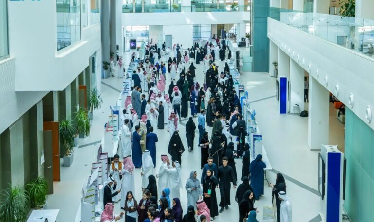 44 %d8%b7%d8%a7%d9%84%d8%a8%d9%8b%d8%a7 %d9%85%d9%86 %d8%aa%d8%b9%d9%84%d9%8a%d9%85 %d8%a7%d9%84%d8%b1%d9%8a%d8%a7%d8%b6 %d9%8a%d8%aa%d8%a3%d9%87%d9%84%d9%88%d9%86 %d9%84%d9%84%d9%85%d8%b4%d8%a7%d8%b1