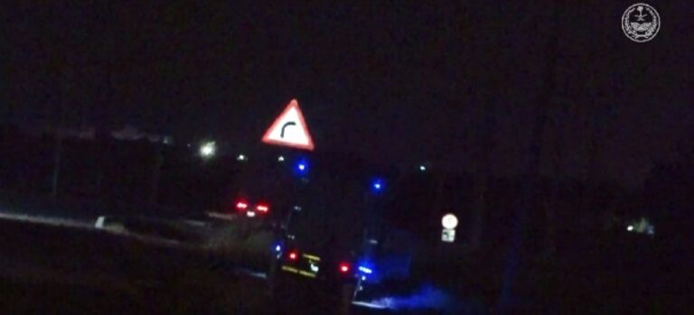 %d9%88%d8%b6%d8%b9%d9%88%d8%a7 %d8%a7%d9%84%d8%b3%d9%8f%d9%85 %d9%81%d9%8a %d8%a7%d9%84%d8%b9%d8%b3%d9%84 %d8%a7%d9%84%d9%82%d8%a8%d8%b6 %d8%b9%d9%84%d9%89 4 %d9%88%d8%a7%d9%81%d8%af%d9%8a%d9%86