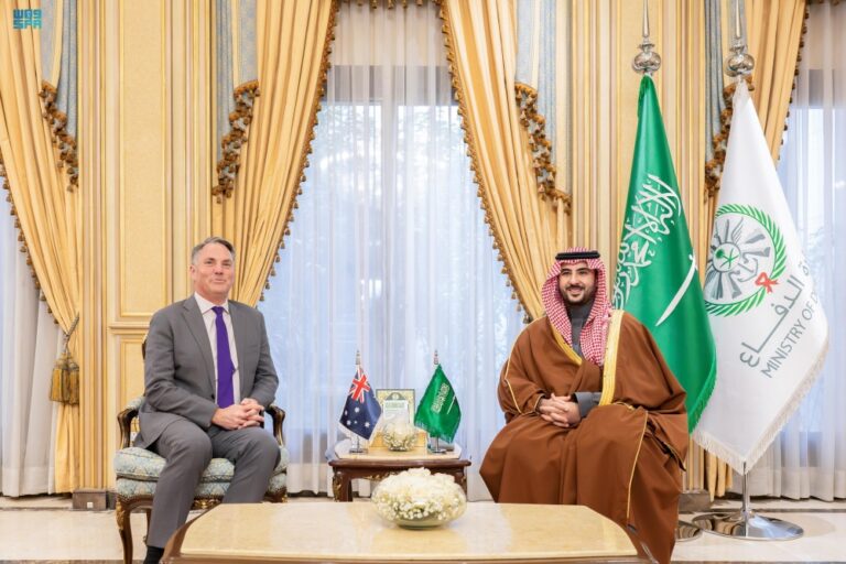 %d9%88%d8%b2%d9%8a%d8%b1 %d8%a7%d9%84%d8%af%d9%81%d8%a7%d8%b9 %d9%8a%d8%b3%d8%aa%d8%b9%d8%b1%d8%b6 %d8%aa%d8%b7%d9%88%d8%b1%d8%a7%d8%aa %d8%a7%d9%84%d9%85%d9%86%d8%b7%d9%82%d8%a9 %d9%88%d8%a7%d9%84