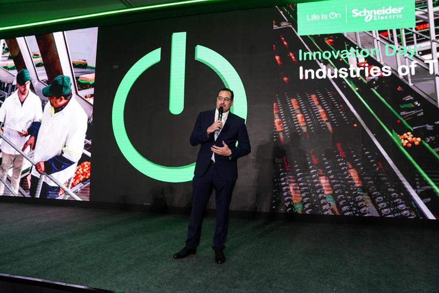 %d8%b4%d9%86%d8%a7%d9%8a%d8%af%d8%b1 %d8%a5%d9%84%d9%83%d8%aa%d8%b1%d9%8a%d9%83 %d8%aa%d8%b7%d9%84%d9%82 Ecostruxure Automation Expert %d9%83%d8%a3%d9%88%d9%84 %d9%86%d8%b8%d8%a7%d9%85 %d8%aa%d8%ad