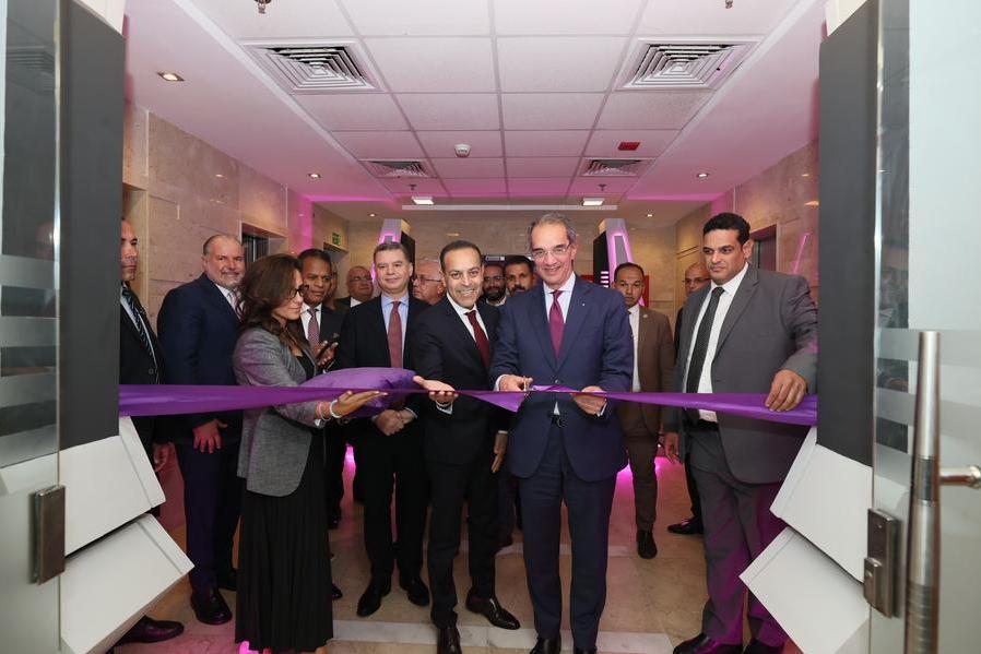 %d9%83%d9%88%d9%85%d9%81%d9%88%d9%84%d8%aa %d8%aa%d9%81%d8%aa%d8%aa%d8%ad %d9%85%d8%b1%d9%83%d8%b2 %d8%aa%d9%85%d9%8a%d8%b2 %d9%81%d9%8a %d8%a7%d9%84%d9%82%d8%a7%d9%87%d8%b1%d8%a9