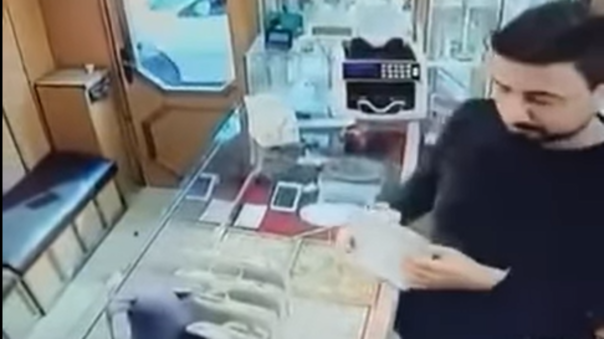 %d9%81%d9%8a%d8%af%d9%8a%d9%88 %d9%84%d8%ac%d8%b1%d9%8a%d9%85%d8%a9 %d9%87%d9%88%d9%84%d9%8a%d9%88%d9%88%d8%af%d9%8a%d8%a9 %d8%b3%d8%b1%d9%82%d8%a9 %d9%85%d8%ad%d9%84 %d8%b0%d9%87%d8%a8 %d8%a8%d9%88