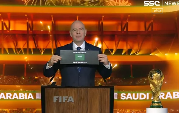 %d9%88%d9%84%d9%8a %d8%a7%d9%84%d8%b9%d9%87%d8%af %d9%8a%d8%b1%d9%81%d8%b9 %d8%a7%d9%84%d8%aa%d9%87%d9%86%d8%a6%d8%a9 %d9%84%d8%ae%d8%a7%d8%af%d9%85 %d8%a7%d9%84%d8%ad%d8%b1%d9%85%d9%8a%d9%86 %d8%a7