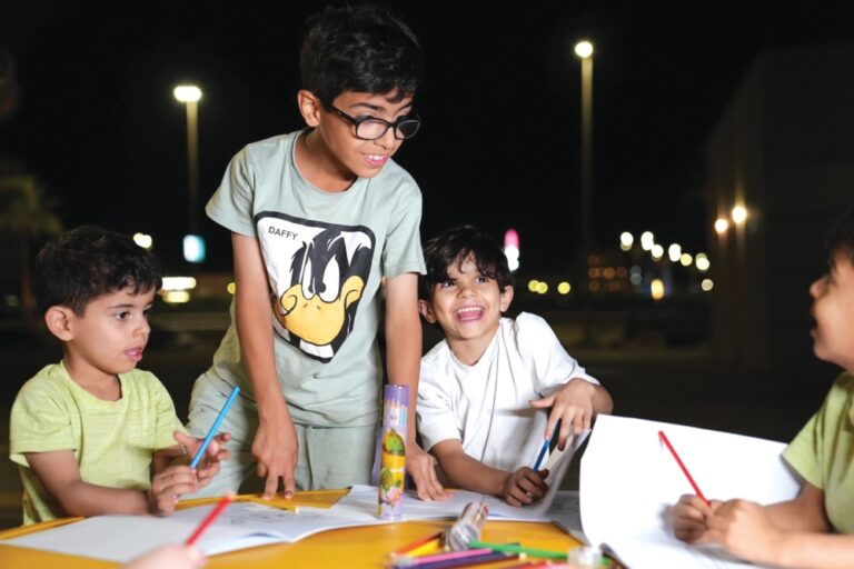 %82 3 %d9%85%d9%86 %d8%a3%d8%b7%d9%81%d8%a7%d9%84 %d8%a7%d9%84%d9%85%d9%85%d9%84%d9%83%d8%a9 %d8%a8%d8%b9%d9%85%d8%b1 24 59 %d8%b4%d9%87%d8%b1%d9%8b%d8%a7 %d8%b9%d9%84%d9%89 %d9%85%d8%b3%d8%a7