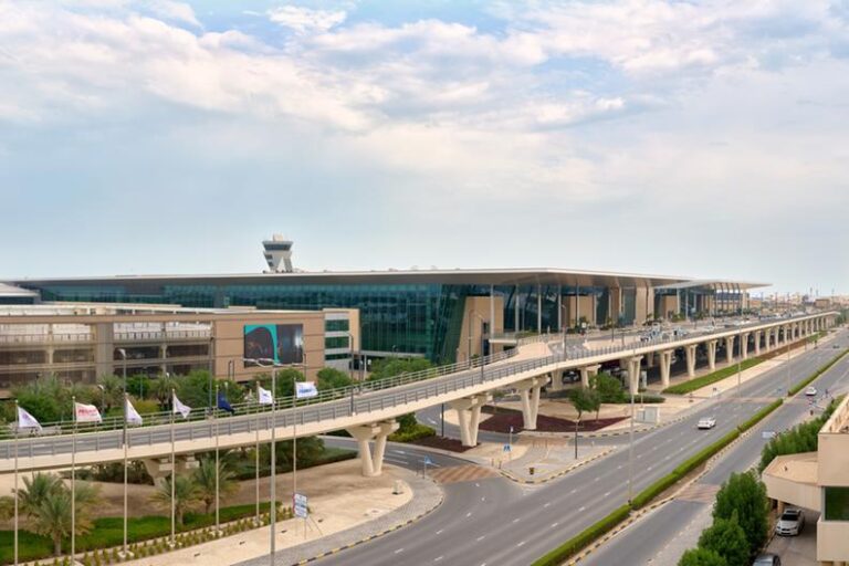 %d9%85%d8%b7%d8%a7%d8%b1 %d8%a7%d9%84%d8%a8%d8%ad%d8%b1%d9%8a%d9%86 %d8%a7%d9%84%d8%af%d9%88%d9%84%d9%8a %d9%8a%d8%b1%d9%81%d8%b9 %d9%88%d8%aa%d9%8a%d8%b1%d8%a9 %d8%b9%d9%85%d9%84%d9%8a%d8%a7%d8%aa