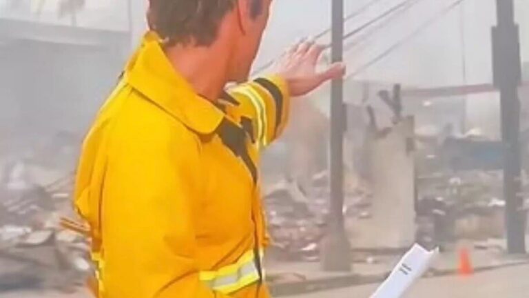 %d8%a8%d8%a7%d9%84%d9%85%d9%84%d8%a7%d9%82%d8%b7 %d9%85%d8%b0%d9%8a%d8%b9 %d9%8a%d8%ad%d8%b1%d8%b5 %d8%b9%d9%84%d9%89 %d8%a3%d9%86%d8%a7%d9%82%d8%aa%d9%87 %d8%a8%d9%8a%d9%86%d9%85%d8%a7 %d8%a7