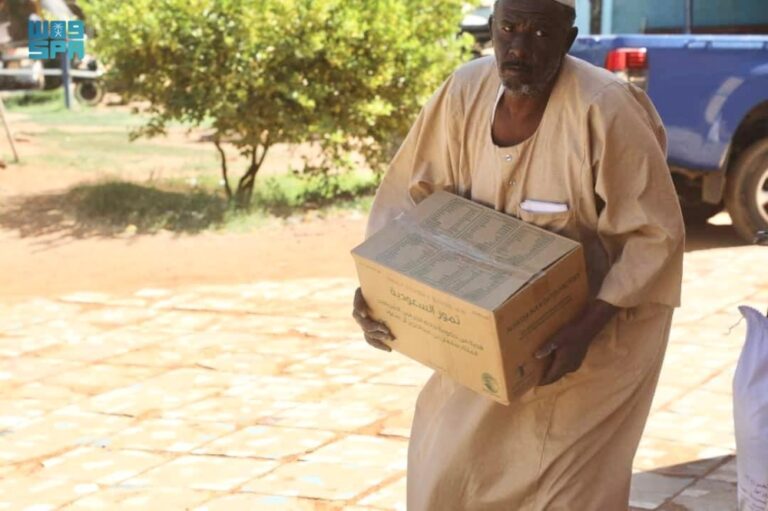 %d9%85%d8%b1%d9%83%d8%b2 %d8%a7%d9%84%d9%85%d9%84%d9%83 %d8%b3%d9%84%d9%85%d8%a7%d9%86 %d9%8a%d9%88%d8%b2%d9%91%d8%b9 %d9%85%d8%b3%d8%a7%d8%b9%d8%af%d8%a7%d8%aa %d8%ac%d8%af%d9%8a%d8%af%d8%a9 %d9%81