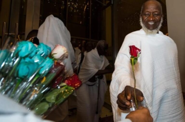 %d8%b5%d9%88%d8%b1 %d8%b6%d9%8a%d9%88%d9%81 %d8%ae%d8%a7%d8%af%d9%85 %d8%a7%d9%84%d8%ad%d8%b1%d9%85%d9%8a%d9%86 %d9%8a%d8%a4%d8%af%d9%88%d9%86 %d9%85%d9%86%d8%a7%d8%b3%d9%83 %d8%a7%d9%84%d8%b9%d9%85