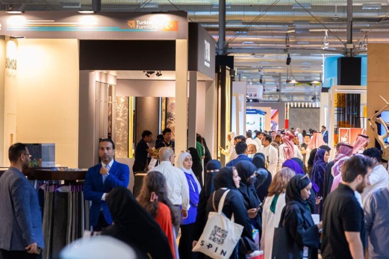 %d8%a7%d9%84%d8%af%d9%88%d8%b1%d8%a9 %d8%a7%d9%84%d8%a3%d9%88%d9%84%d9%89 %d9%85%d9%86 %d9%85%d8%b9%d8%b1%d8%b6 %d8%a7%d9%84%d8%af%d9%8a%d9%83%d9%88%d8%b1%d8%a7%d8%aa %d8%a7%d9%84%d8%af%d8%a7%d8%ae