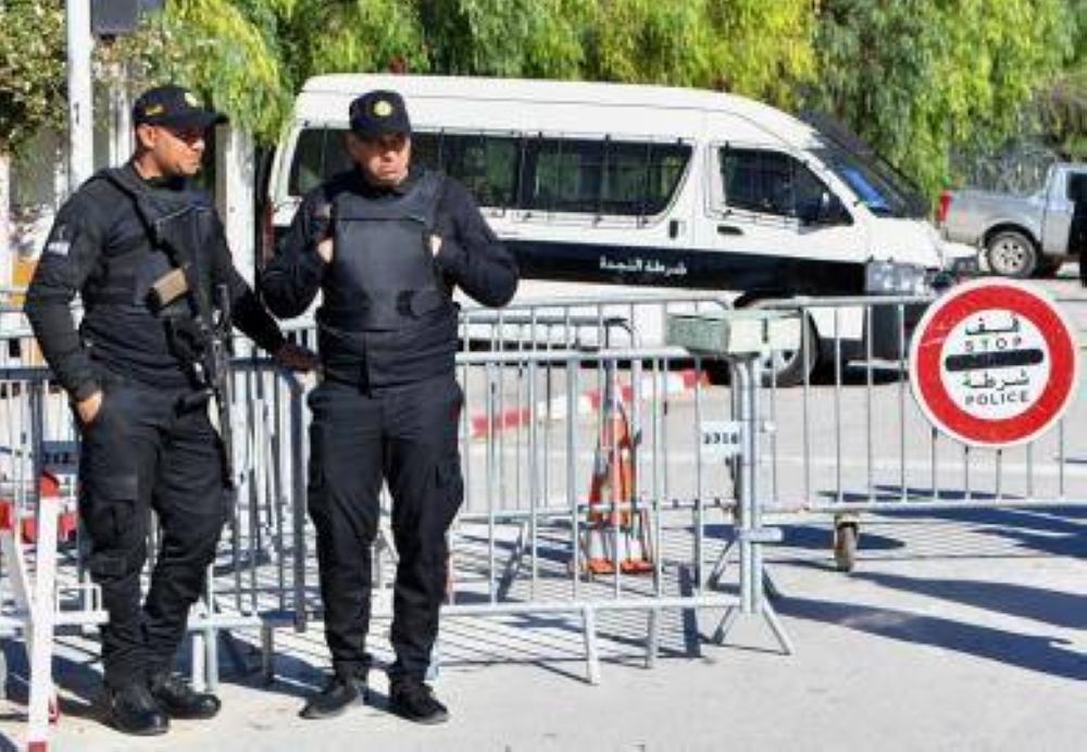 %d8%aa%d9%88%d9%86%d8%b3 %d8%b4%d8%a7%d8%a8 %d9%8a%d8%b4%d8%b9%d9%84 %d8%a7%d9%84%d9%86%d8%a7%d8%b1 %d9%81%d9%8a %d8%a3%d9%85%d9%87