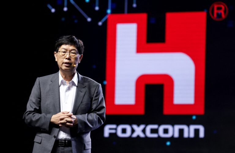 %d8%b4%d8%b1%d9%83%d8%a9 Foxconn %d8%aa%d8%ad%d9%82%d9%82 %d8%a5%d9%8a%d8%b1%d8%a7%d8%af%d8%a7%d8%aa %d9%82%d9%8a%d8%a7%d8%b3%d9%8a%d8%a9 %d9%81%d9%8a %d8%a7%d9%84%d8%b1%d8%a8%d8%b9 %d8%a7%d9%84%d8%b1