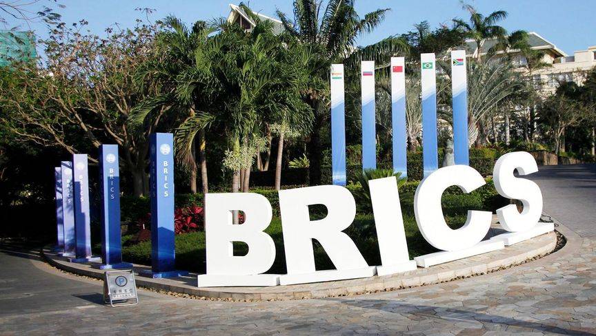 %d8%aa%d8%b1%d9%85%d8%a8 %d9%8a%d8%ad%d8%b0%d8%b1 %d8%a8%d8%b1%d9%8a%d9%83%d8%b3 %d9%88%d8%a7%d9%84%d8%b9%d8%a7%d9%84%d9%85 %d9%85%d9%86 %d9%8a%d8%ad%d8%a7%d9%88%d9%84 %d8%a7%d8%b3%d8%aa%d8%a8