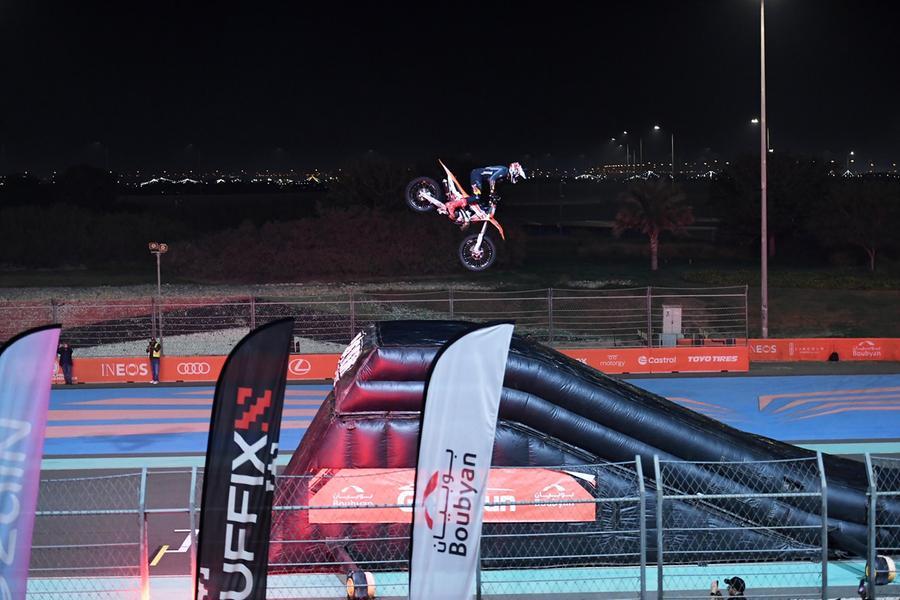 Gulfrun %d9%8a%d8%b4%d9%87%d8%af %d8%a7%d9%86%d8%aa%d8%b4%d8%a7%d8%b1%d8%a7%d9%8b %d9%88%d8%a7%d8%b3%d8%b9%d8%a7%d9%8b %d8%b9%d8%a7%d9%85%d8%a7%d9%8b %d8%a8%d8%b9%d8%af %d8%b9%d8%a7%d9%85 %d8%a8%d9%8a