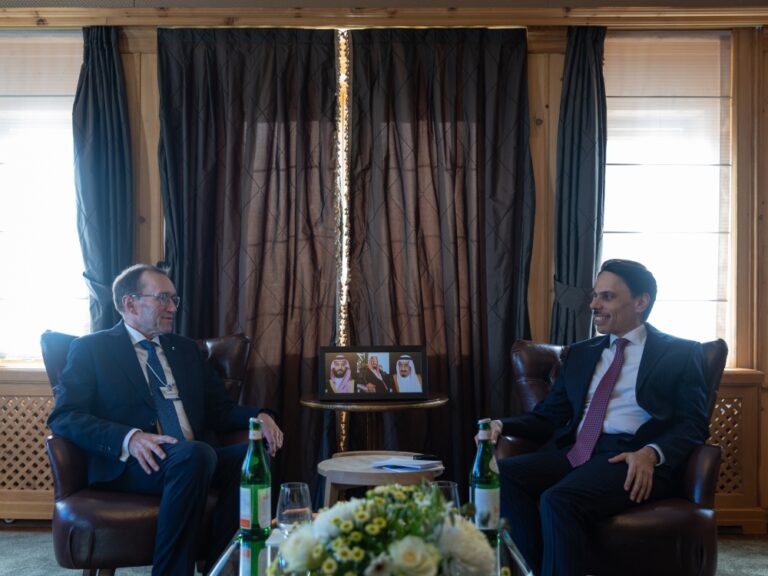 %d9%88%d8%b2%d9%8a%d8%b1 %d8%a7%d9%84%d8%ae%d8%a7%d8%b1%d8%ac%d9%8a%d8%a9 %d9%88%d9%86%d8%b8%d9%8a%d8%b1%d9%87 %d8%a7%d9%84%d9%86%d8%b1%d9%88%d9%8a%d8%ac%d9%8a %d9%8a%d9%86%d8%a7%d9%82%d8%b4%d8%a7