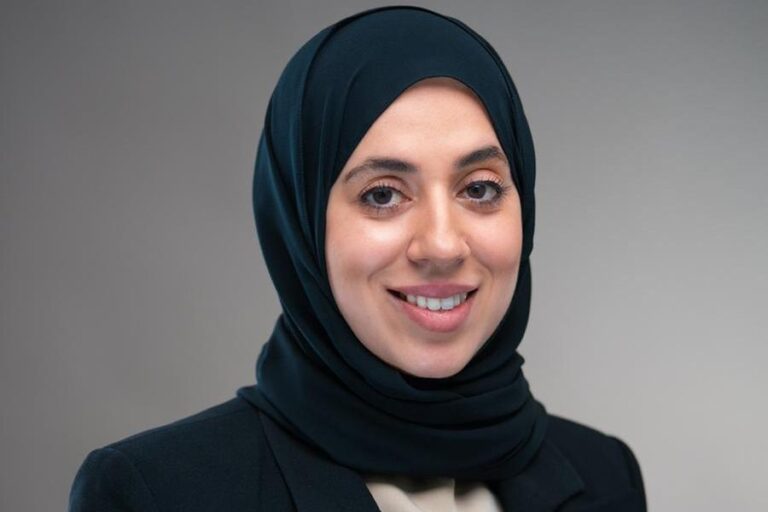 %d8%a7%d9%84%d8%b9%d8%b1%d9%8a%d9%86 %d8%a7%d9%84%d9%82%d8%a7%d8%a8%d8%b6%d8%a9 %d8%aa%d9%8f%d8%b9%d9%8a%d9%86 %d9%86%d9%88%d8%b1 %d8%a7%d9%84%d9%83%d9%88%d9%87%d8%ac%d9%8a %d8%b1%d8%a6%d9%8a