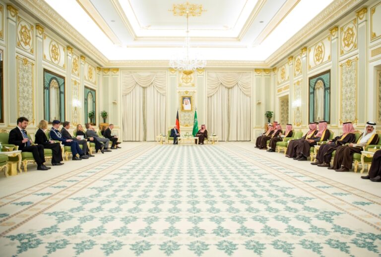 %d9%88%d9%84%d9%8a %d8%a7%d9%84%d8%b9%d9%87%d8%af %d9%88%d8%a7%d9%84%d8%b1%d8%a6%d9%8a%d8%b3 %d8%a7%d9%84%d8%a3%d9%84%d9%85%d8%a7%d9%86%d9%8a %d9%8a%d8%b9%d9%82%d8%af%d8%a7%d9%86 %d8%ac%d9%84