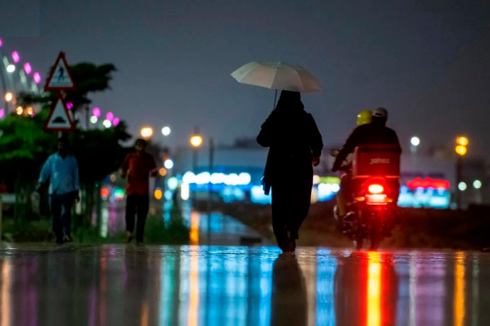 %d8%b7%d9%82%d8%b3 %d8%a7%d9%84%d9%85%d9%85%d9%84%d9%83%d8%a9 %d8%a3%d9%85%d8%b7%d8%a7%d8%b1 %d8%b9%d9%84%d9%89 %d8%a7%d9%84%d8%b1%d9%8a%d8%a7%d8%b6 %d9%88%d8%a7%d9%84%d8%a8%d8%a7%d8%ad%d8%a9