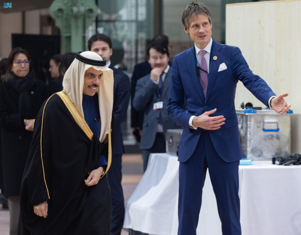 %d8%a8%d8%a7%d8%b1%d9%8a%d8%b3 %d9%88%d8%b2%d9%8a%d8%b1 %d8%a7%d9%84%d8%ae%d8%a7%d8%b1%d8%ac%d9%8a%d8%a9 %d9%8a%d8%aa%d8%b1%d8%a3%d8%b3 %d9%88%d9%81%d8%af %d8%a7%d9%84%d9%85%d9%85%d9%84%d9%83%d8%a9